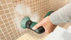 Bosch Brosse De Nettoyage Sans Fil Universalbrush + Acc + Usb -Outils De Jardin 646daf1a875095.42824949
