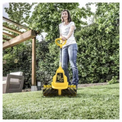 Brosseuse électrique Pour Gazon Synthétique - Garland 141 E-v19 -Outils De Jardin 6478cb7aa17c89.70149556