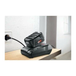 Bosch Chargeurs - Chargeur Ultra Rapide Al1880cv -Outils De Jardin 830eb7e24b2e0760